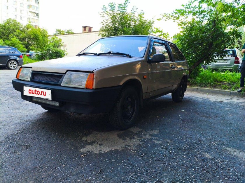 Ваз (lada) 21099