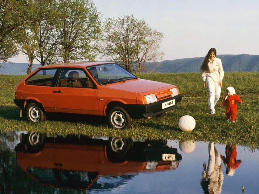 Лада Спутник 2108 1984