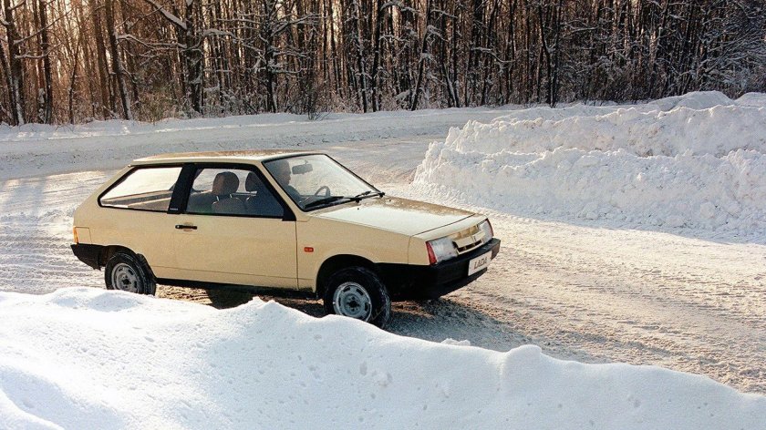 Лада Спутник 2108