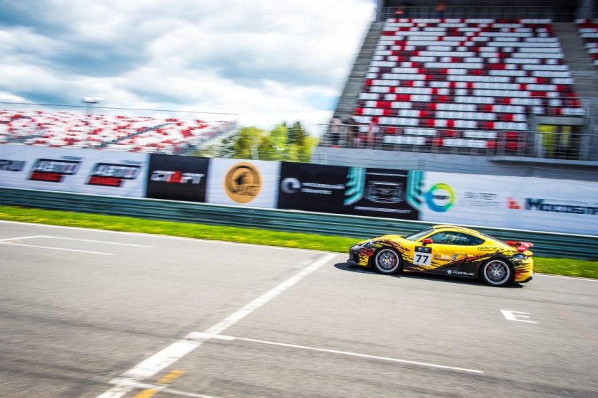 Искра Моторспорт