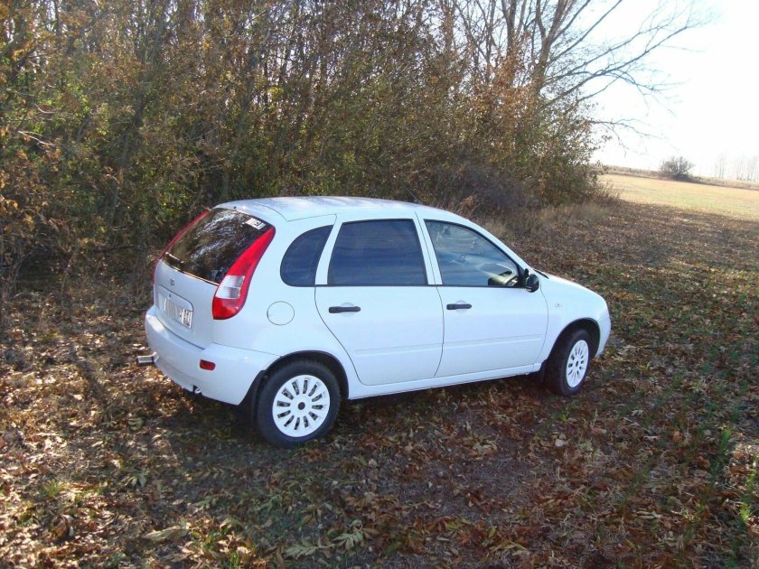 Лада Калина 1 хэтчбек белая