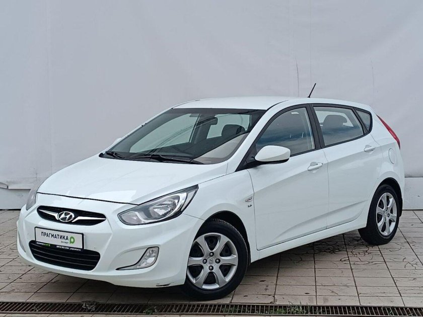 Хендай Солярис 2014 белый