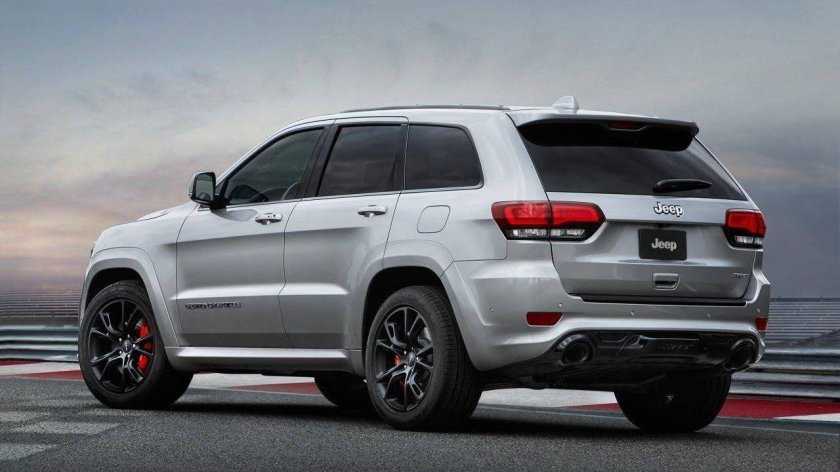 Jeep Grand Cherokee srt 2021