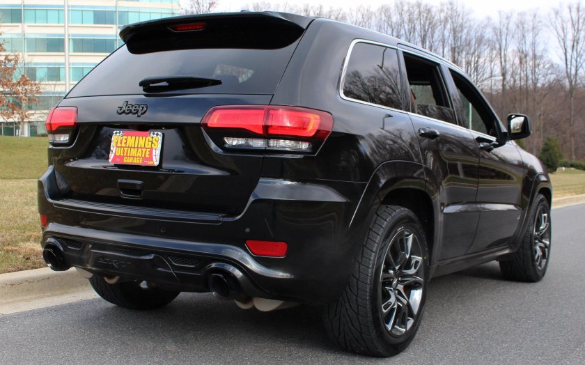 Jeep Grand Cherokee srt8