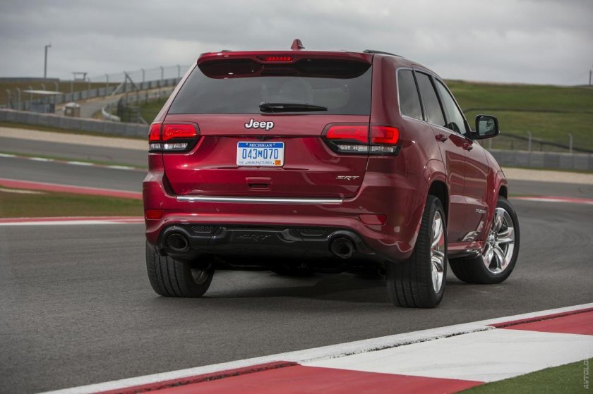 Jeep grand cherokee srt 2014