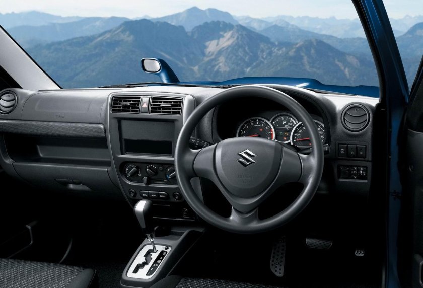 Салон Сузуки Джимни 2010