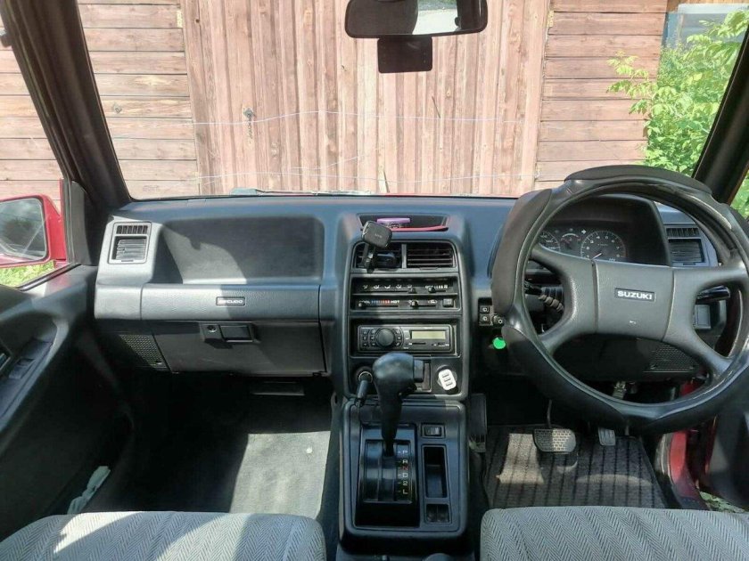 Сузуки эскудо 1 поколение