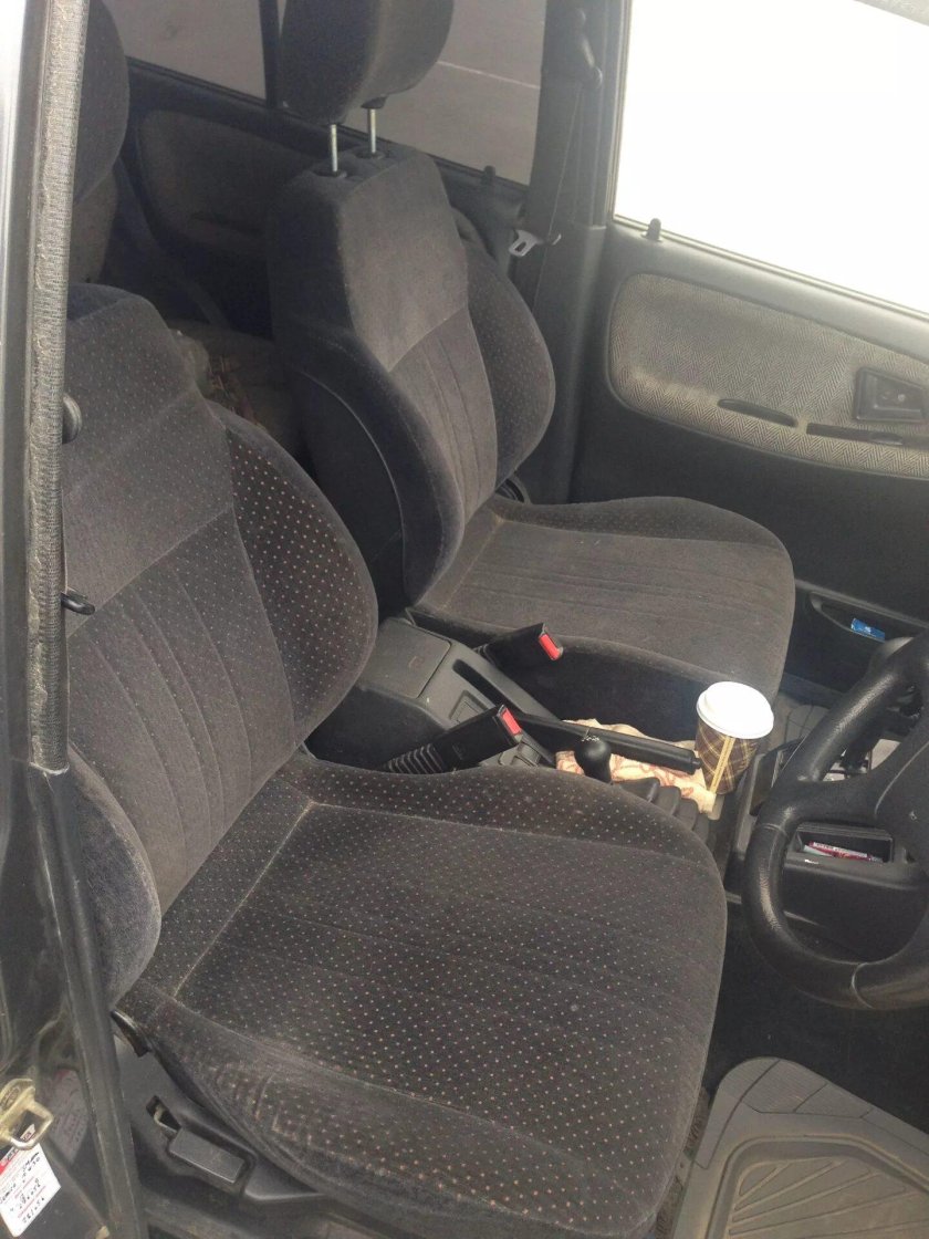 Сиденье переднее Сузуки эскудо 1996 год