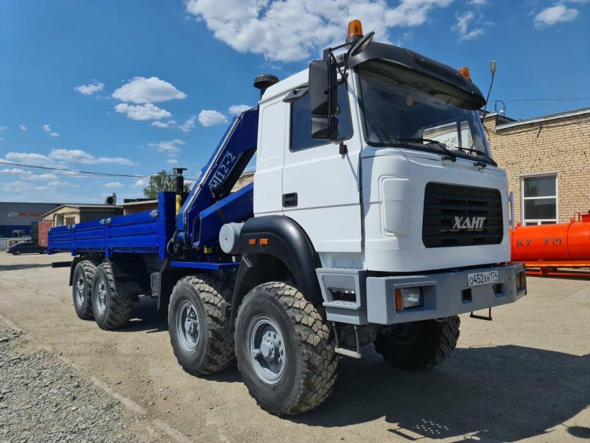 Урал Хант 8х8