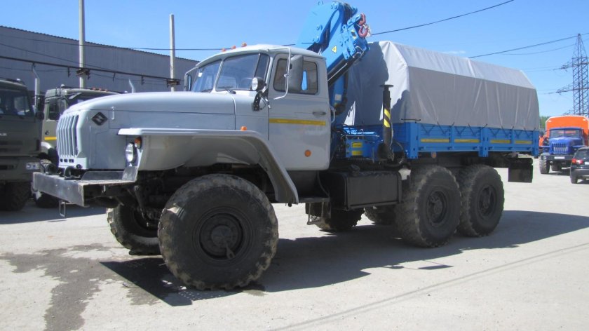 Урал 4320 с КМУ
