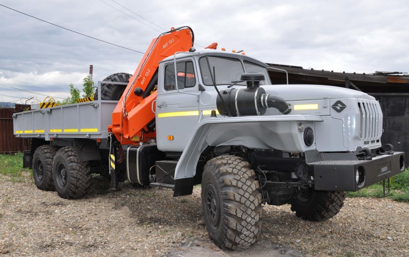 Урал 4320-1951-60