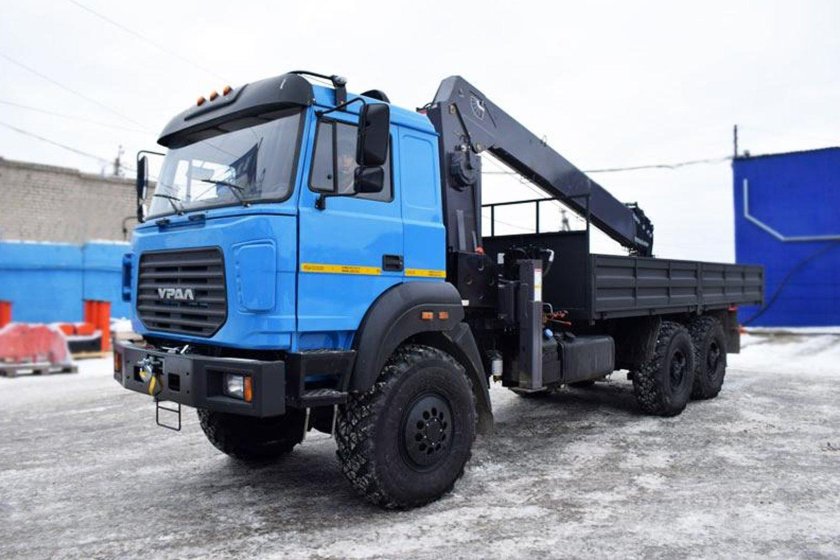 Урал 6370 с КМУ