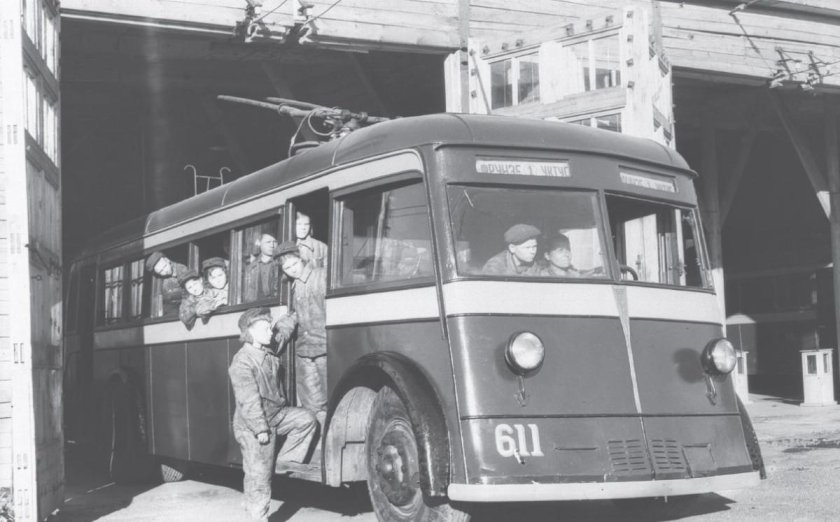 Киров, троллейбус ЯТБ