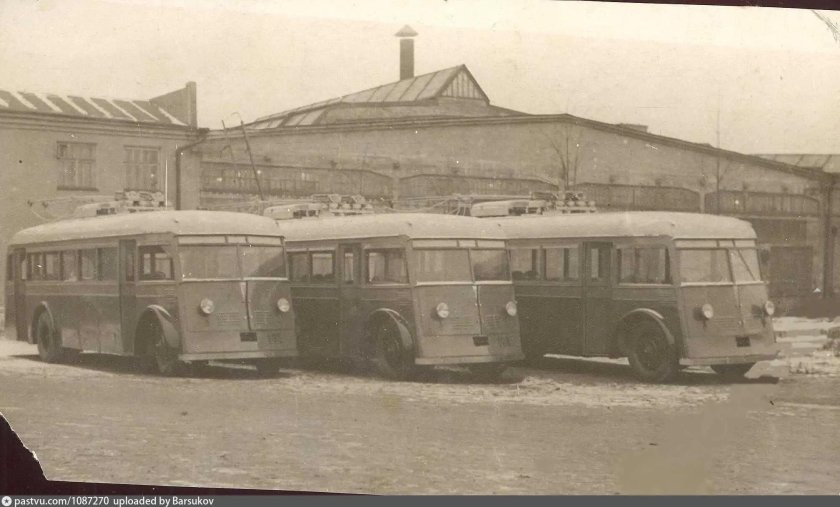 ЯТБ-1 троллейбус