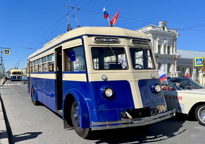 Мтб-82д троллейбус