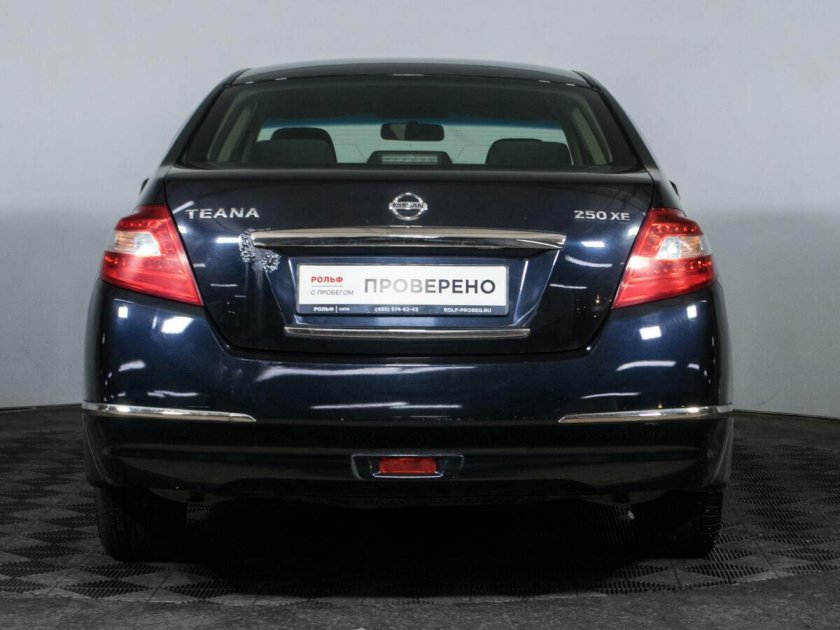 Nissan teana 2011