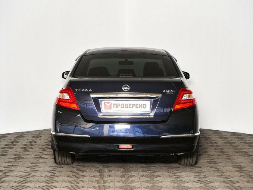 Nissan teana 2013