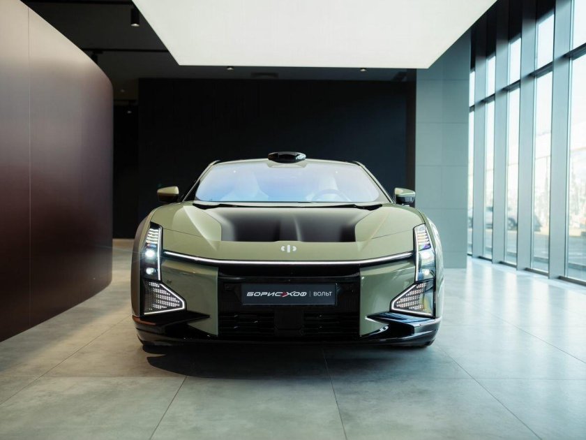 Автомобиль hiphi