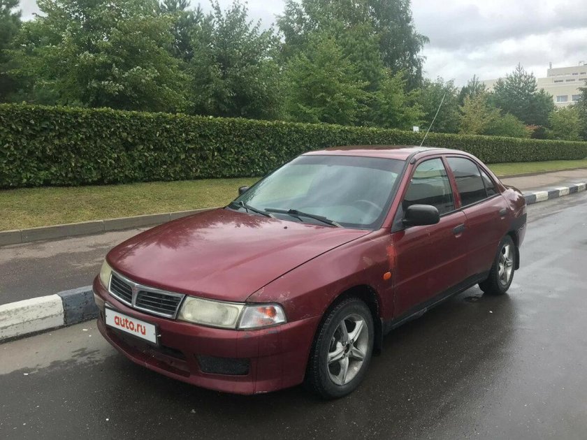 Митсубиси Лансер 1998