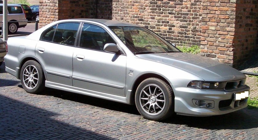 Mitsubishi Galant v6