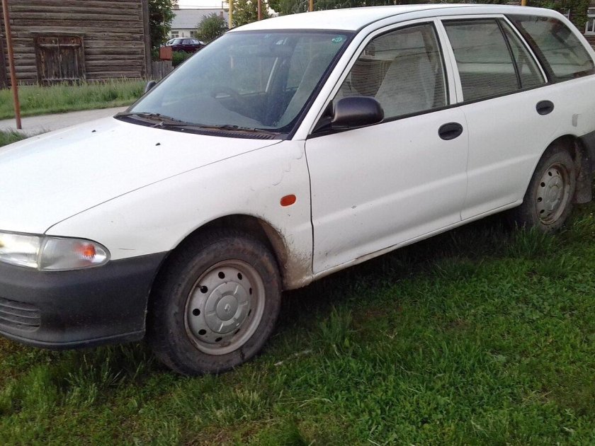 Митсубиси Либеро универсал