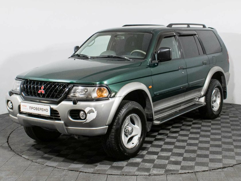 Mitsubishi Pajero Sport 2000