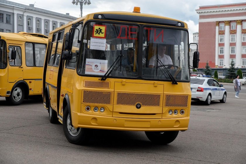 Школьный автобус