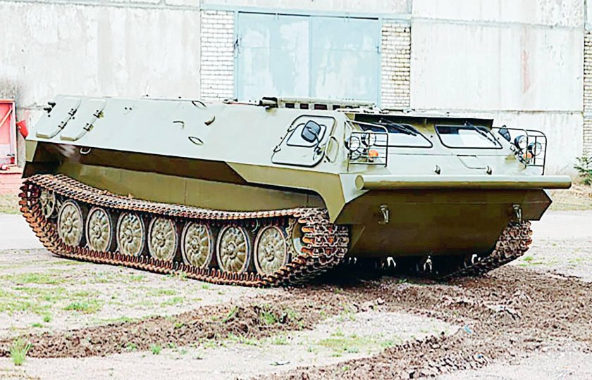 Гусеничный вездеход МТЛБ