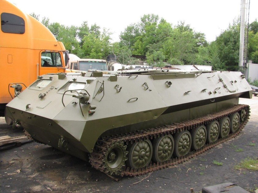 Гусеничный вездеход МТЛБ