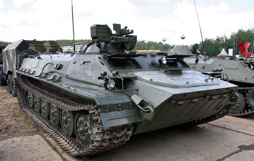 Транспортер тягач МТ ЛБ