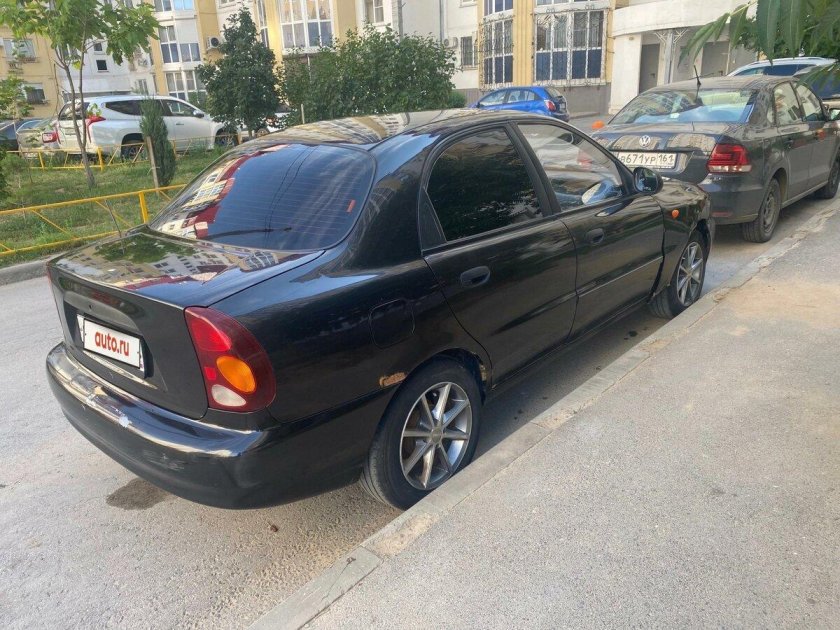 Ланос черный