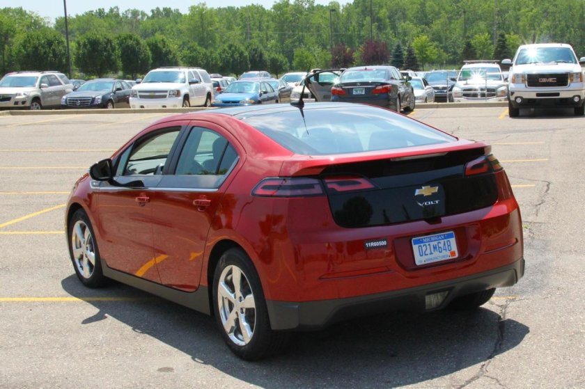 Chevrolet Volt Red