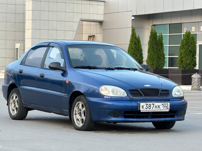 Синий Ланос