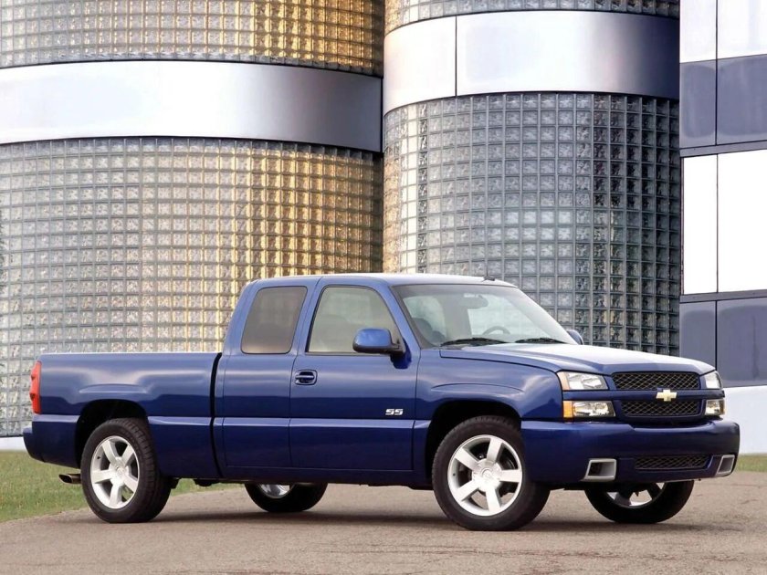 Chevrolet Silverado SS 2002