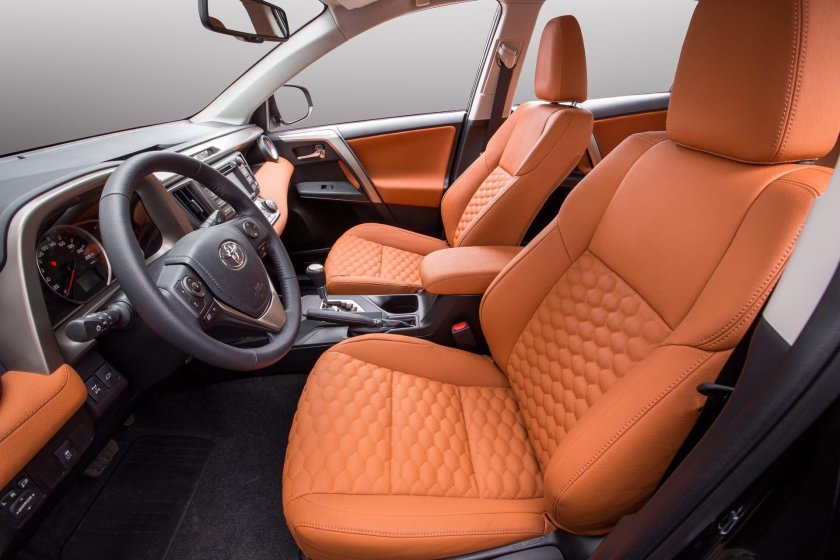 Toyota rav4 оранжевый