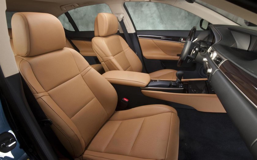 Сидения на Лексус gs350