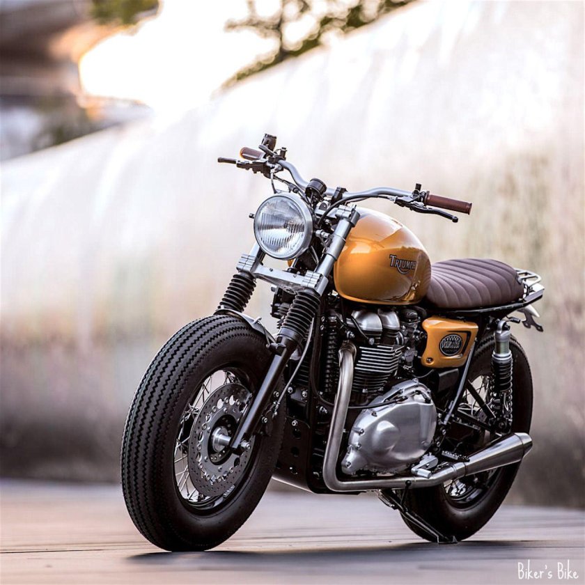 Мотоцикл Triumph Thruxton
