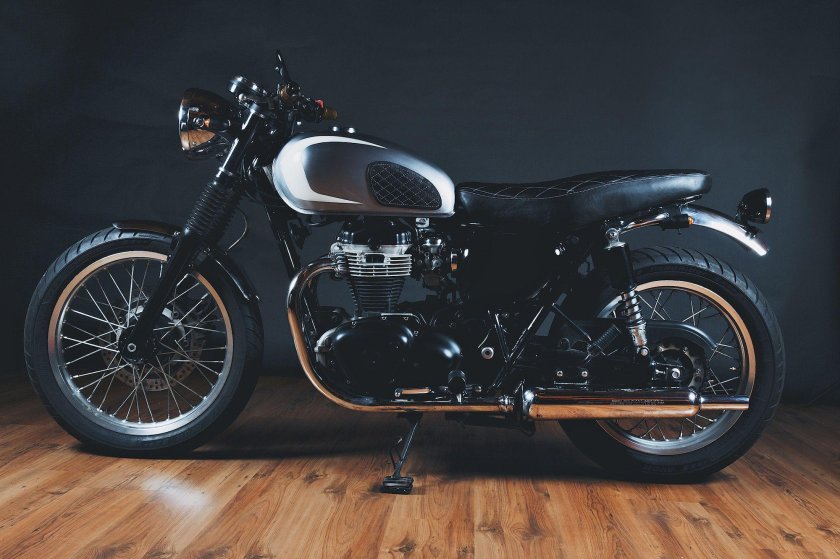 Мотоцикл Kawasaki w650