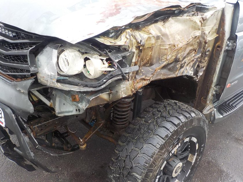 Серый уаз патриот