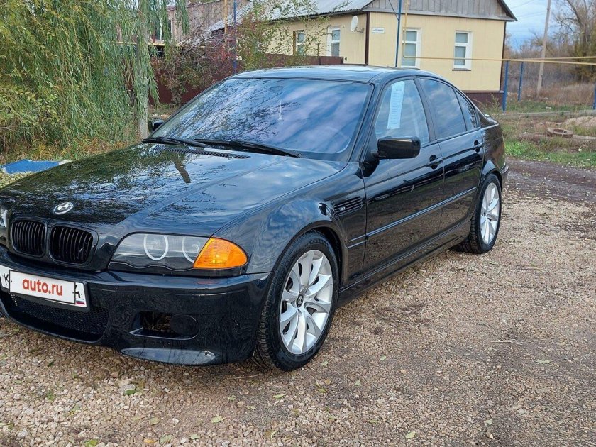 БМВ е46 2003