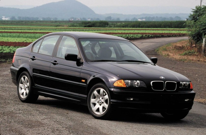 BMW 3 e46) 318i
