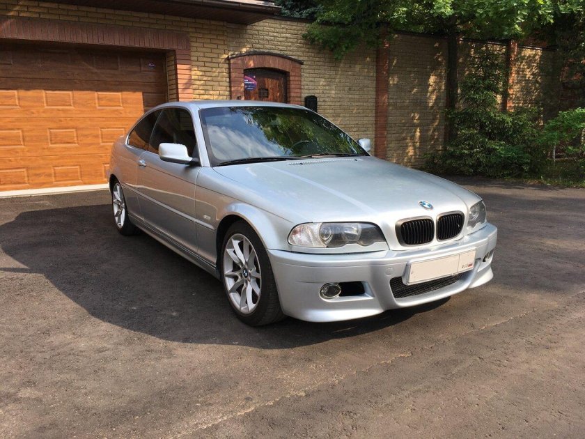 БМВ 3 2000г