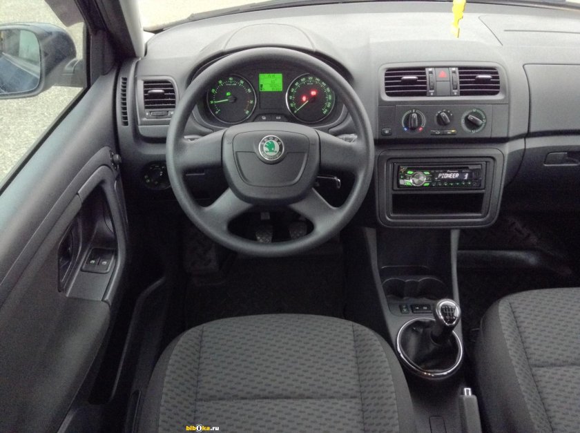 Skoda Fabia 2 2011