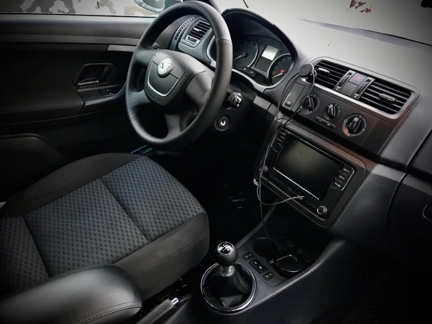 Шкода Фабия 1 салон