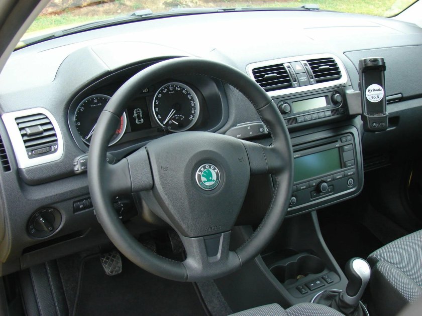 Шкода Фабия 2 салон