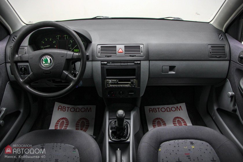 Шкода Фабия 2003