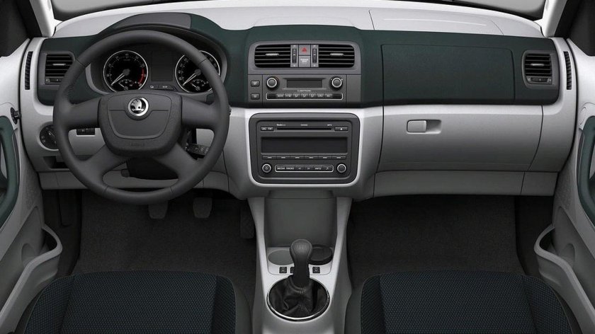 Fabia 2008 салон