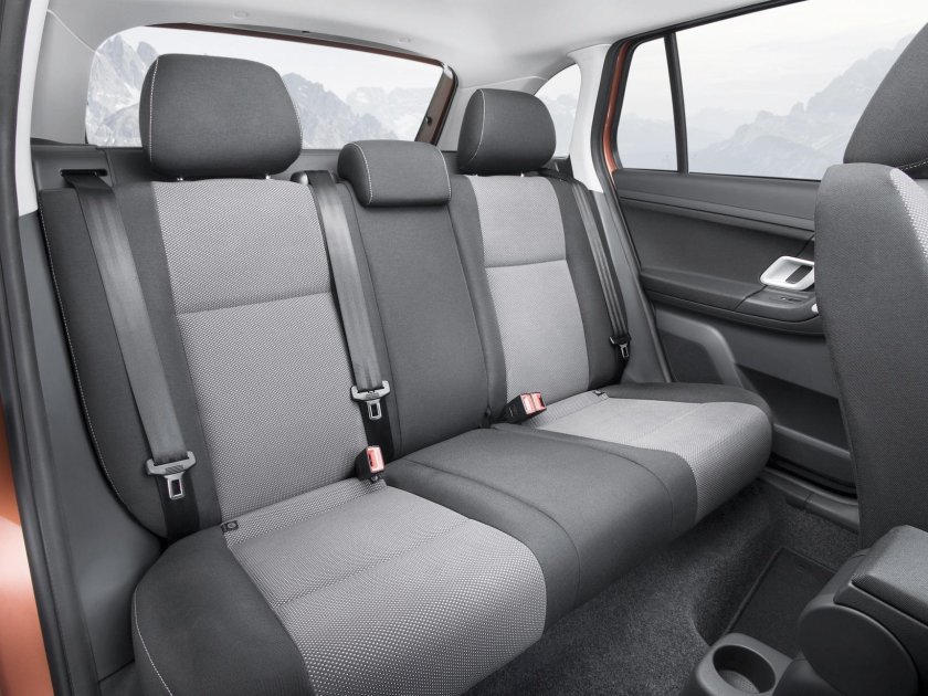 Skoda Fabia 2 салон