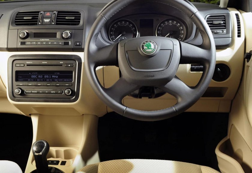 Skoda Fabia 2007 салон