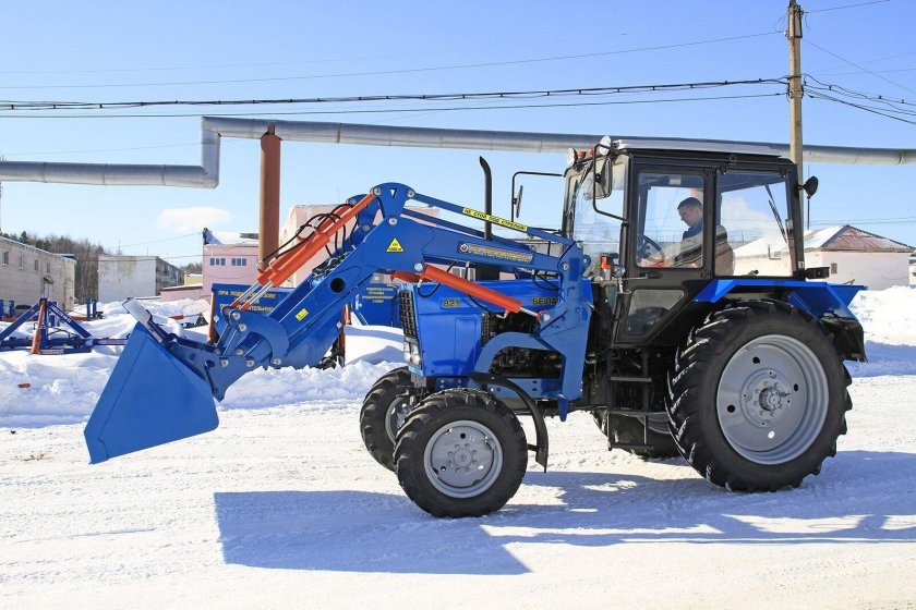 Трактор МТЗ 82.1 С куном